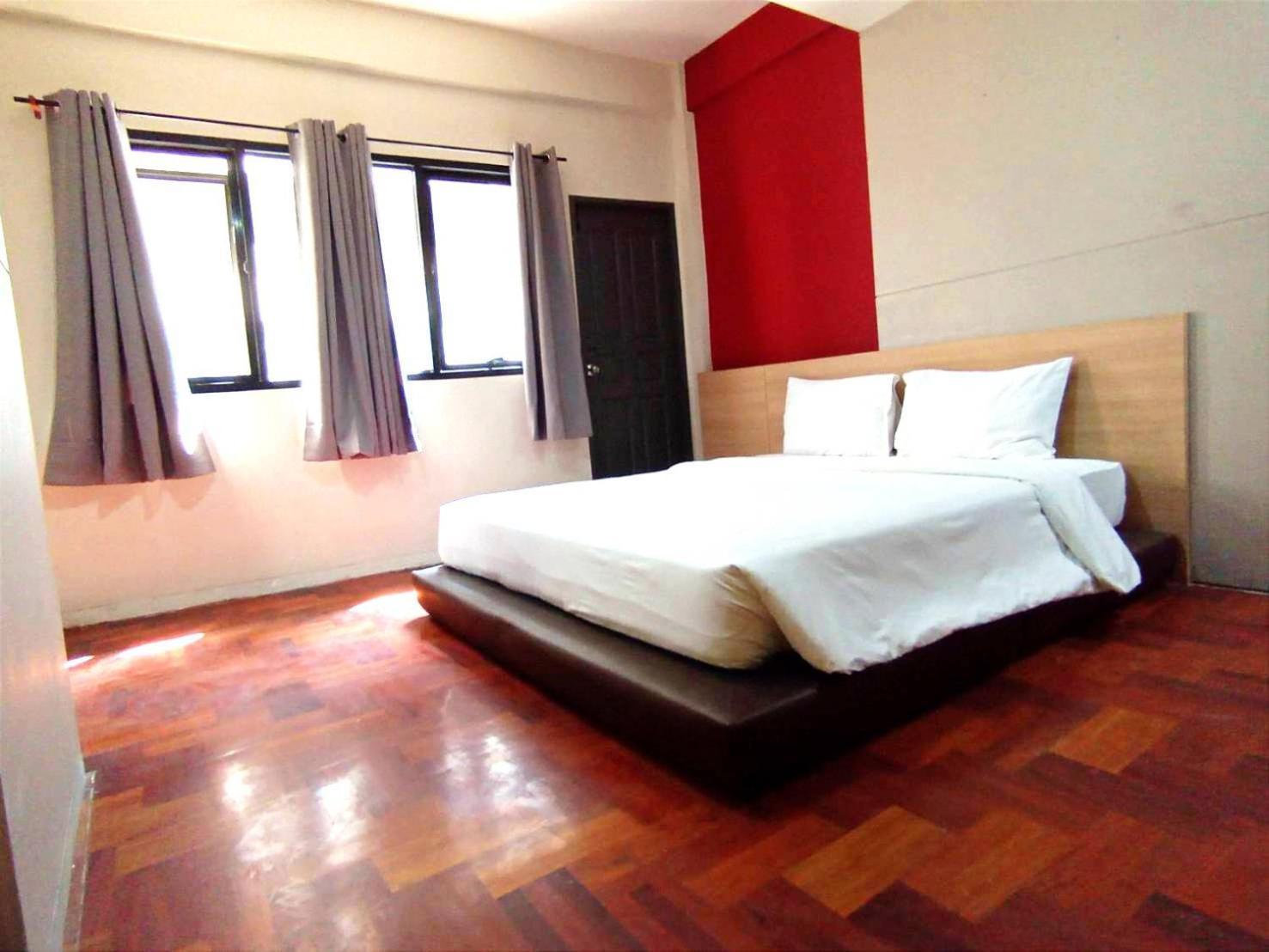Go Inn Silom โกอินน์ สีลม - สถานีรถไฟฟ้าเซนต์หลุยส์ Bangkok Rom bilde