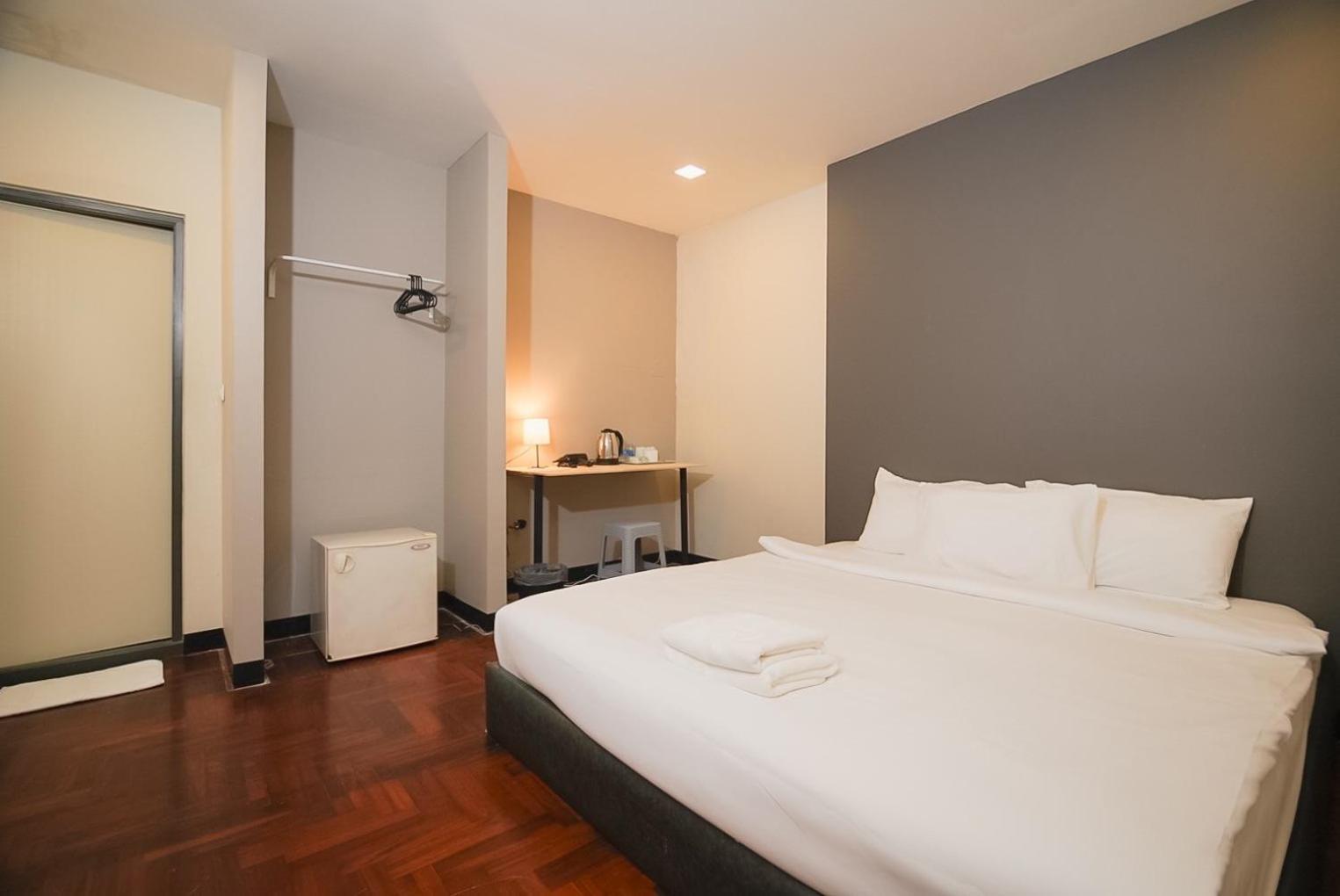 Go Inn Silom โกอินน์ สีลม - สถานีรถไฟฟ้าเซนต์หลุยส์ Bangkok Rom bilde
