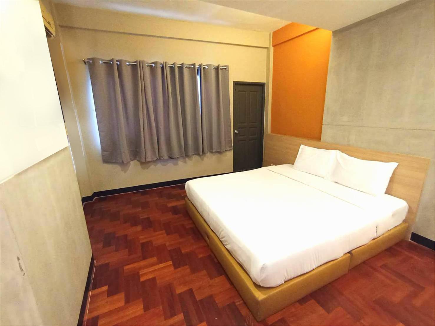 Go Inn Silom โกอินน์ สีลม - สถานีรถไฟฟ้าเซนต์หลุยส์ Bangkok Eksteriør bilde